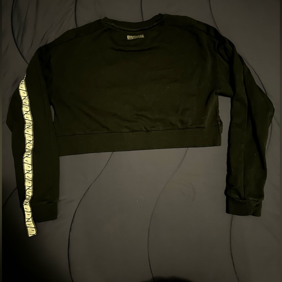 Gymshark Women's Black Cropped Sweatshirt size M. - Picture 2 of 6